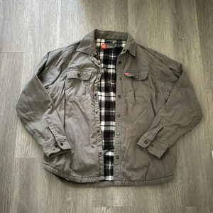 The American Outdoorsman Fleece Lined Cargo Button Up Jacket Size Large